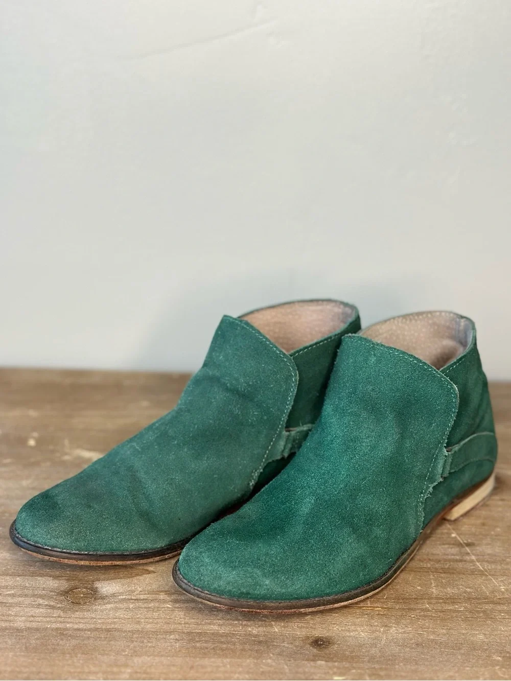 Free people emerald green suede booties Sz6